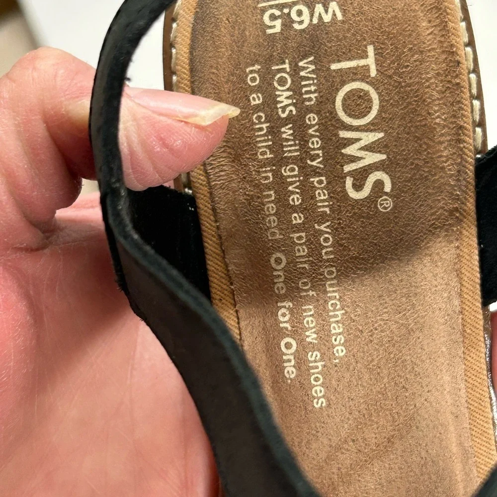 Toms Black and Tan Women's Sandals
